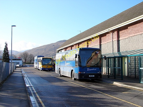 Photo 6"x4" Departures from Fort William bus station Fort William\/An Gearasdan c2008