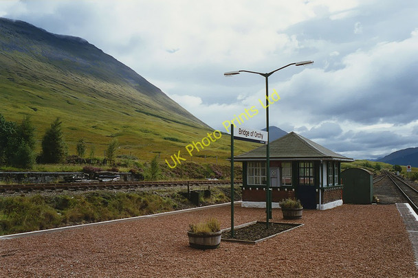 Photo 6"x4" South end of Bridge of Orchy station Bridge of Orchy c1994