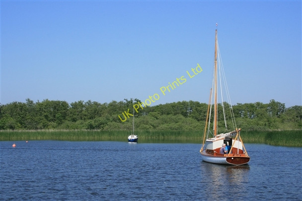 Photo 6"x4" Moored on Barton Broad Barton Turf c2007