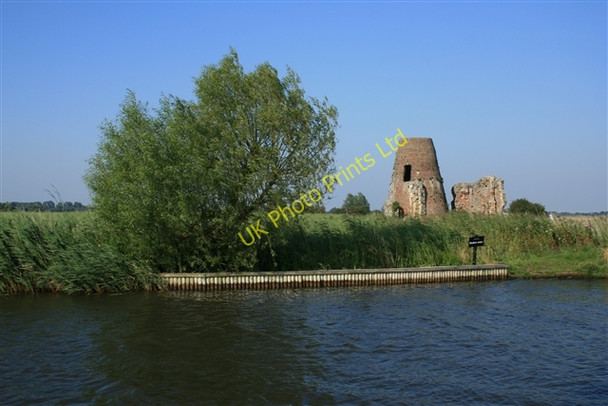 Photo 6"x4" St Benet's Abbey Thurne c2007