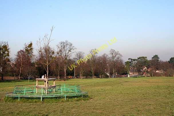 Photo 6"x4" Circular Seat, Malvern Link Common Great Malvern c2008