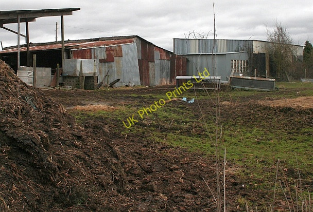 Photo 6"x4" Workshops and Outbuildings, Lockeridge Farm Hook Bank c2008