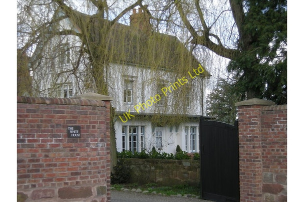 Photo 6"x4" The White House: Ackleton Ackleton c2008