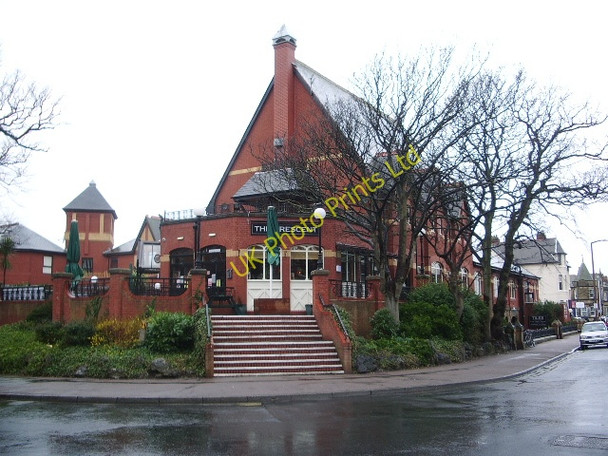 Photo 6"x4" The Crescent, The Square, St Annes on Sea Lytham St Anne's c2008