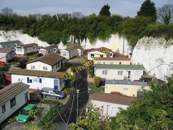 Photo 6"x4" Mobile homes in a chalk pit Mount Pleasant\/TR3065 c2008