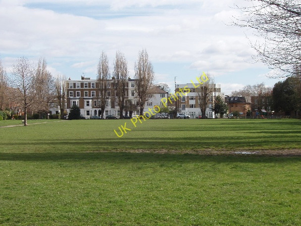 Photo 6"x4" Park by Stamford Brook Road, winter view Hammersmith\/TQ2279 c2008