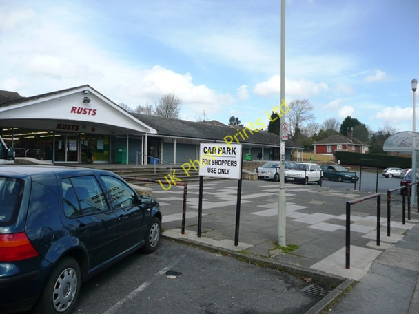 Photo 6"x4" Local shops Purley on Thames c2008