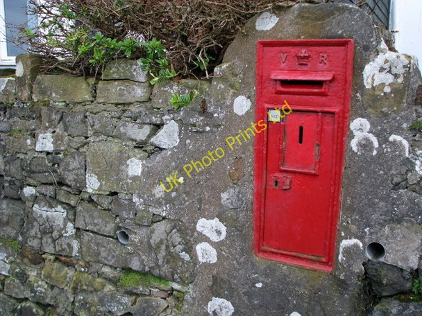 Photo 6"x4" Victorian postbox, Cultra Cultra c2008