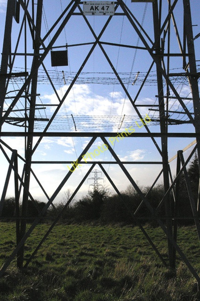 Photo 6"x4" Pylon not Russian assault rifle Long Eaton c2008