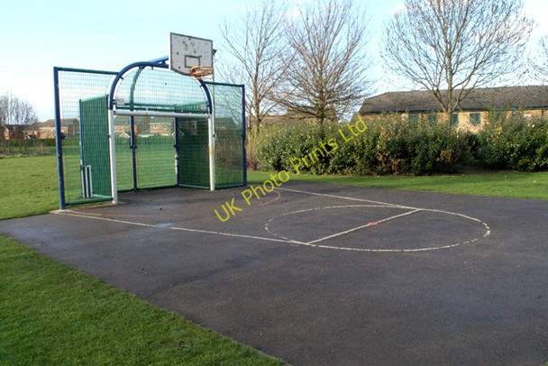 Photo 6"x4" Basketball practice court Long Eaton c2008