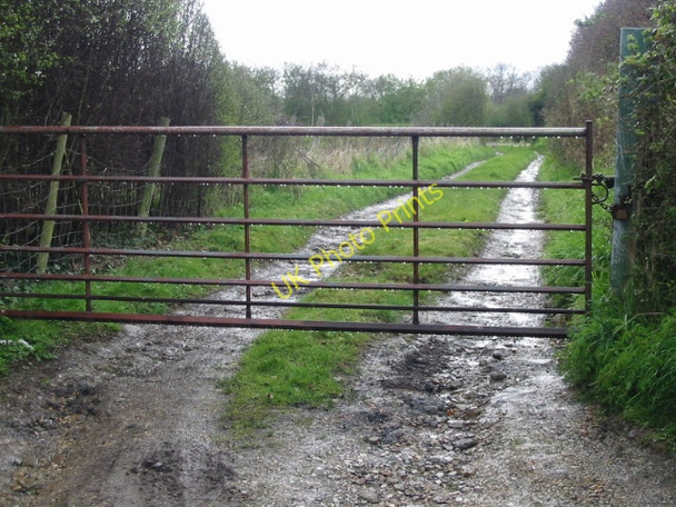 Photo 6"x4" Gated farm track off Fox's Cross Road Pean Hill c2008