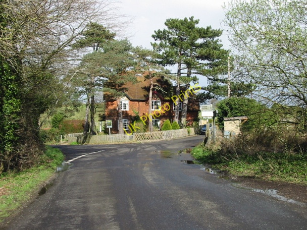 Photo 6"x4" Bradbourne cottages on the junction of Courtenay Road and Denstroude Lane Dargate Common c2008