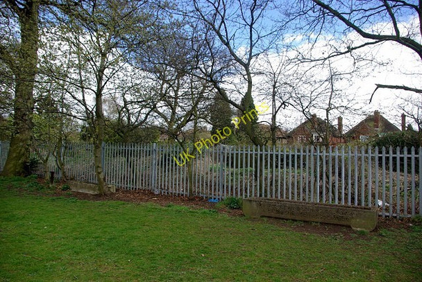 Photo 6"x4" Cattle troughs in War Memorial Park Coventry c2008