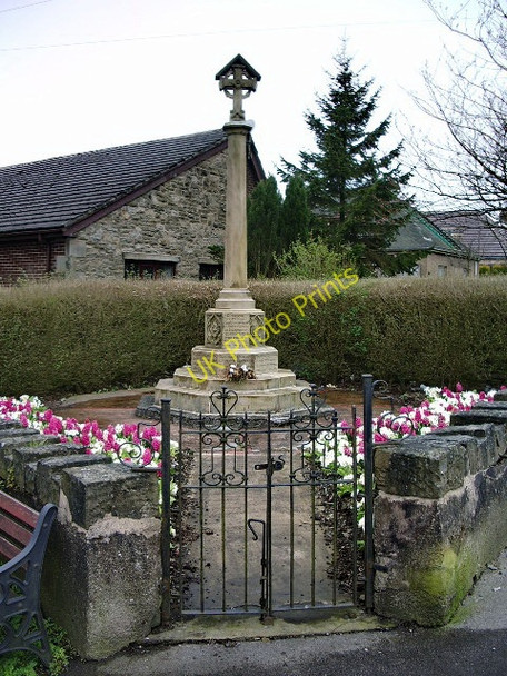 Photo 6"x4" War Memorial, Belthorn Darwen c2008
