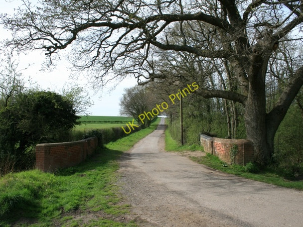 Photo 6"x4" Bookham Road from Hundred Pound Bridge Little Bookham c2008