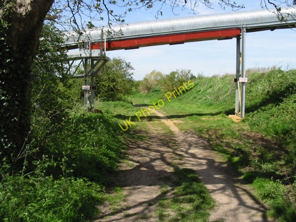 Photo 6"x4" Covered conveyer belt over the Stour Valley Walk Horton\/TR1155 c2008