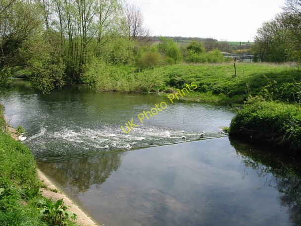 Photo 6"x4" Weir on the Great Stour Chartham c2008