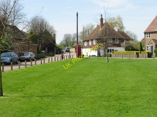 Photo 6"x4" View from the village green Chartham c2008