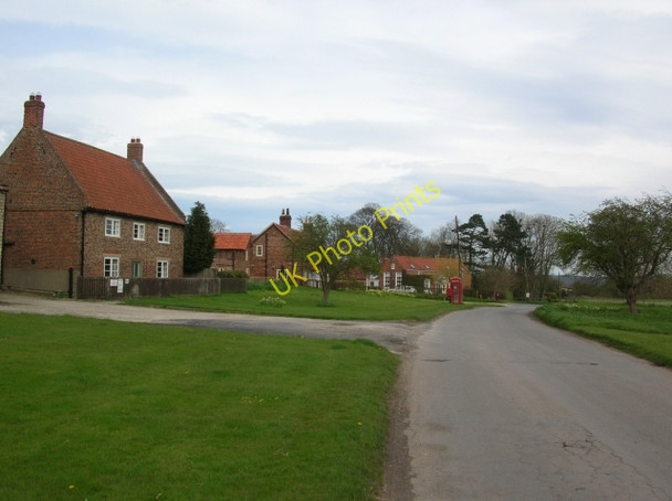 Photo 6"x4" Village of Harton Harton\/SE7061 c2008