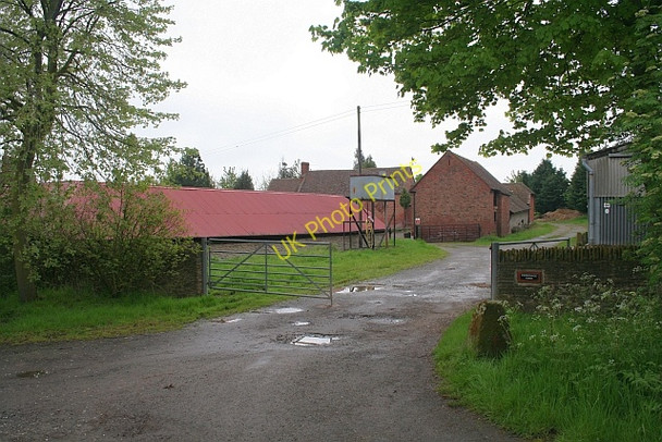 Photo 6"x4" Back Entrance to Parsonage Farm Longdon\/SO8336 c2008