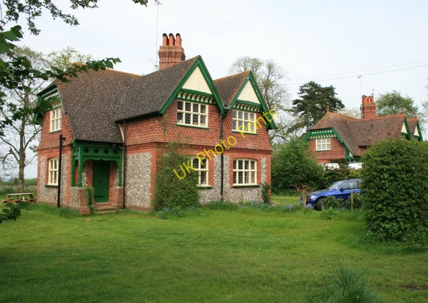 Photo 6"x4" Dog Kennel Cottages at Dog Kennel Green Polesden Lacey c2008