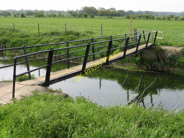 Photo 6"x4" Footbridge over the Great Stour Naccolt c2008