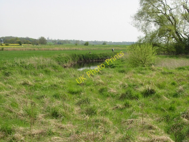 Photo 6"x4" Looking S across the Great Stour Naccolt c2008