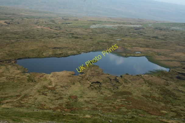 Photo 6"x4" Greensett Tarn Whernside\/SD7382 c2008
