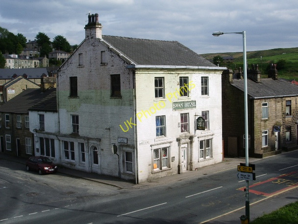 Photo 6"x4" The Swan Hotel, Market Street, Bacup Bacup c2008