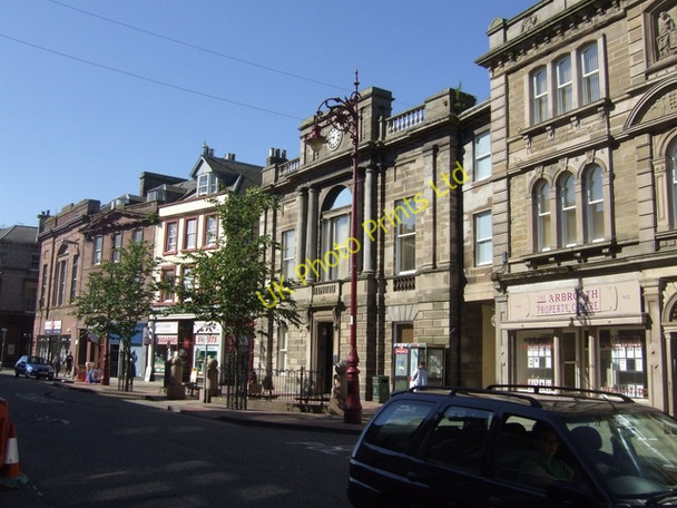 Photo 6"x4" The Court House Arbroath c2007