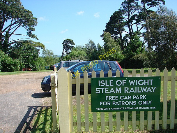 Photo 6"x4" The entrance to Wootton Station, Isle of Wight Steam Railway Wootton Common\/SZ5391 c2008