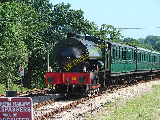 Photo 6"x4" Isle of Wight Steam Railway Wootton Common\/SZ5391 c2008