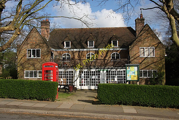 Photo 6"x4" Hampstead Garden Suburb Institute Finchley c2008