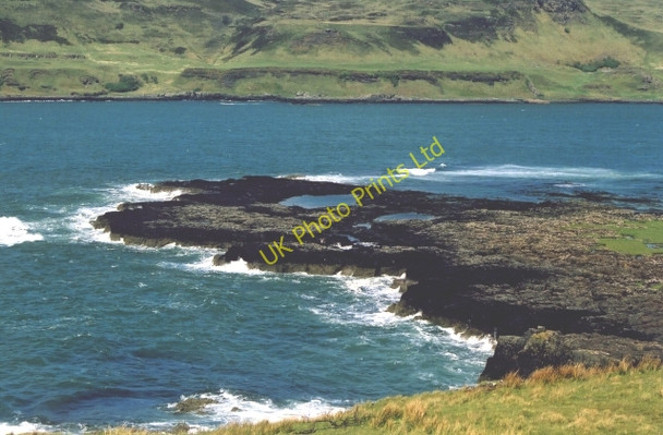 Photo 6"x4" Calgary Bay Calgary c2003