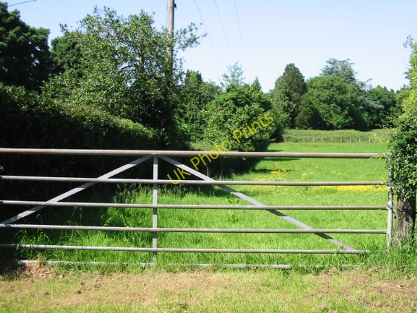 Photo 6"x4" Gateway to a meadow near Henbury Lodge North Elham c2008