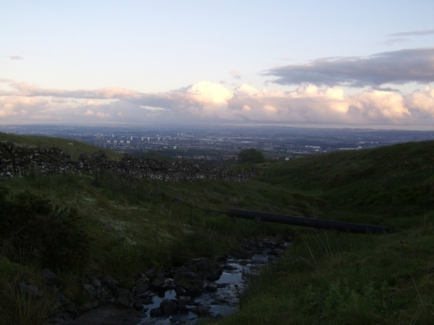 Photo 6"x4" Stone wall by Jaw Burn Duntocher c2008