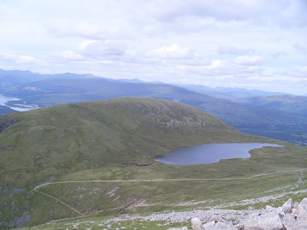 Photo 6"x4" Looking to Meall an t-Suidhe and Lochan Meall an t-Suidhe Ben Nevis c2008