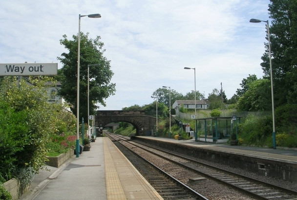 Photo 6"x4" Pannal Railway Station - Station Road Burn Bridge c2008