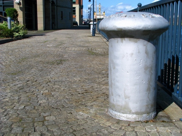 Photo 6"x4" Mooring bollard, Albert Quay, Belfast Belfast c2008