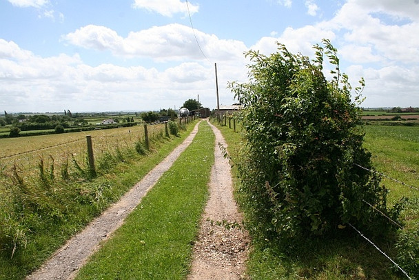 Photo 6"x4" Ridge top track, Sudeley Farm Green Street\/SO8740 c2008