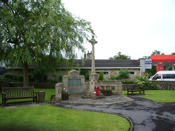 Photo 6"x4" War Memorial, Caton Caton\/SD5364 c2008