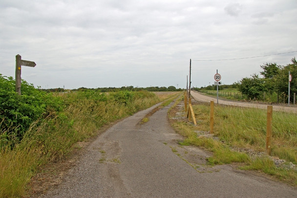 Photo 6"x4" Public Footpath to the Humber Bank North Killingholme c2008