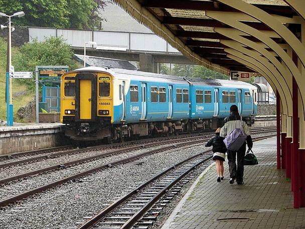 Photo 6"x4" Blaenau Ffestiniog Station Blaenau Ffestiniog c2008