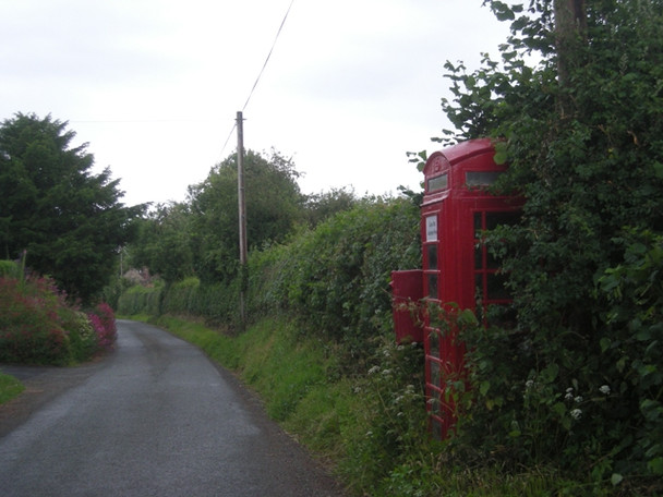 Photo 6"x4" The village phone box Middleton Scriven c2008