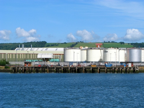 Photo 6"x4" Oil Berth 2, Musgrave Channel, Belfast Belfast c2008