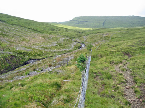 Photo 6"x4" Fence in upper Glen Eynort Eynort c2008