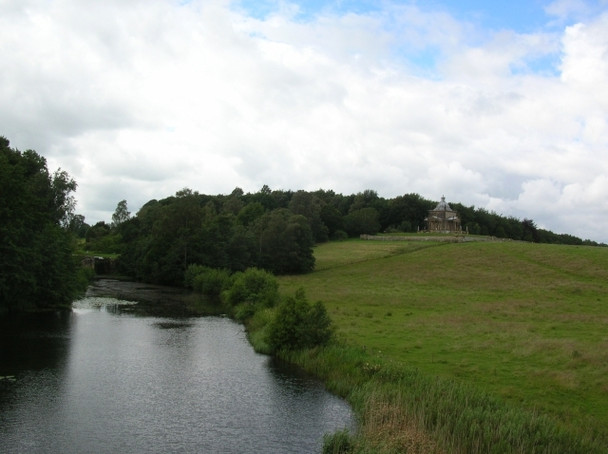 Photo 6"x4" Temple of the four winds from New Bridge Welburn\/SE7267 c2008