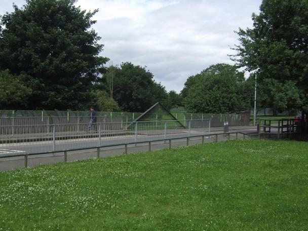 Photo 6"x4" Line of disused Stourbridge to Wolverhampton (Low Level) line Wolverhampton c2008