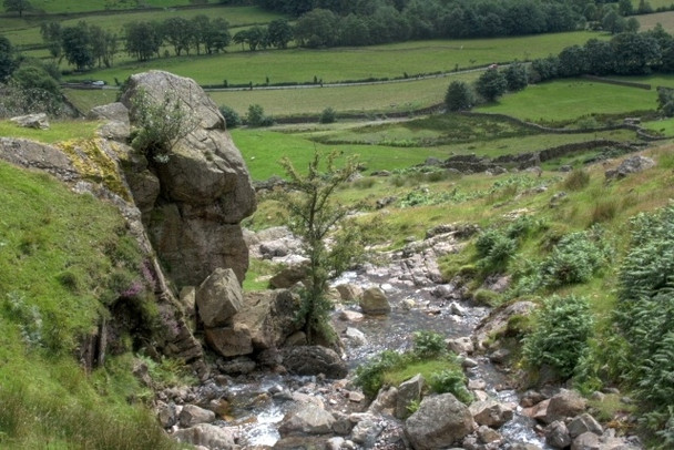Photo 6"x4" Dungeon Ghyll Chapel Stile c2008