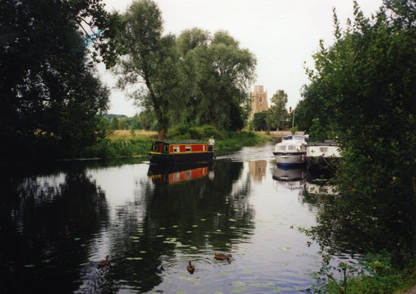 Photo 6"x4" The Great Ouse at Hemingford Grey St Ives\/TL3072 c1999